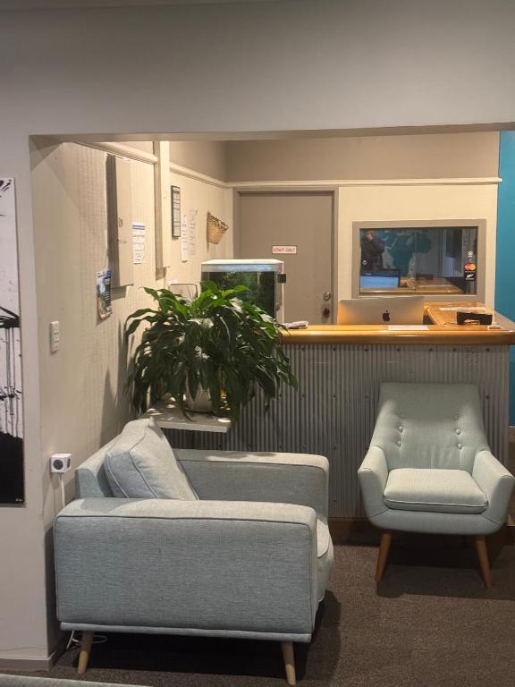 Lobby, UpTown Backpackers in Dunedin