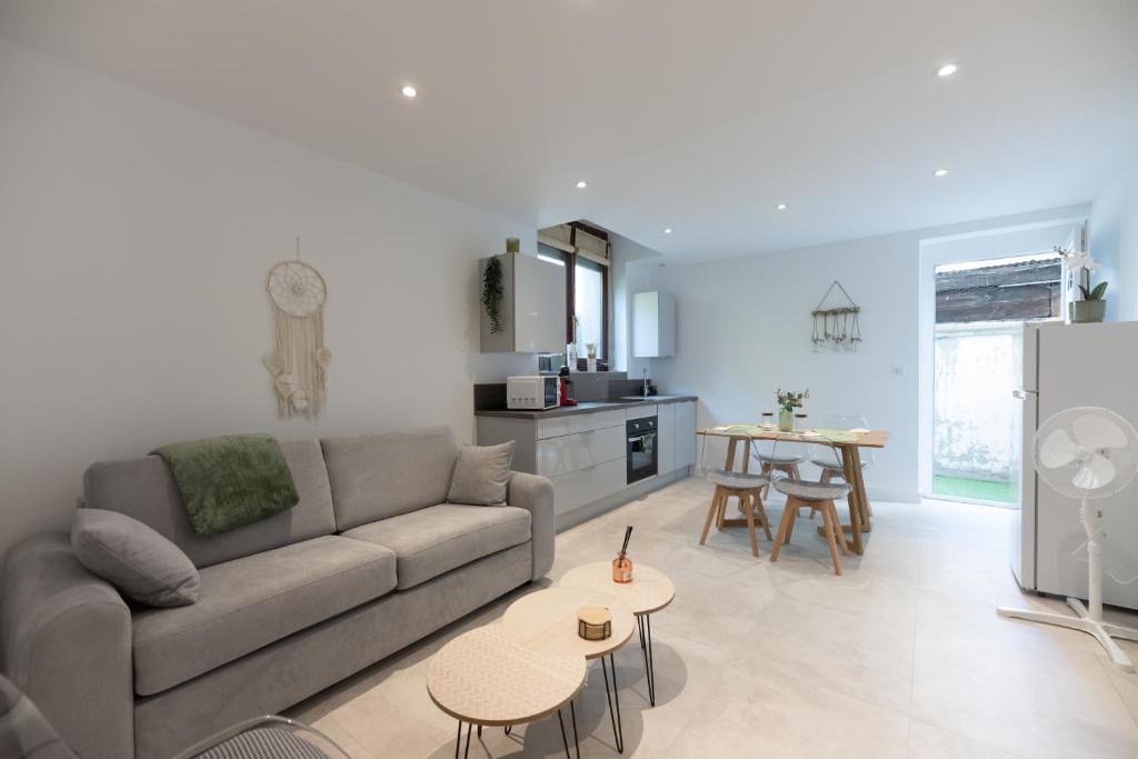 Appartement entièrement neuf avec terrasse privative ! - 1