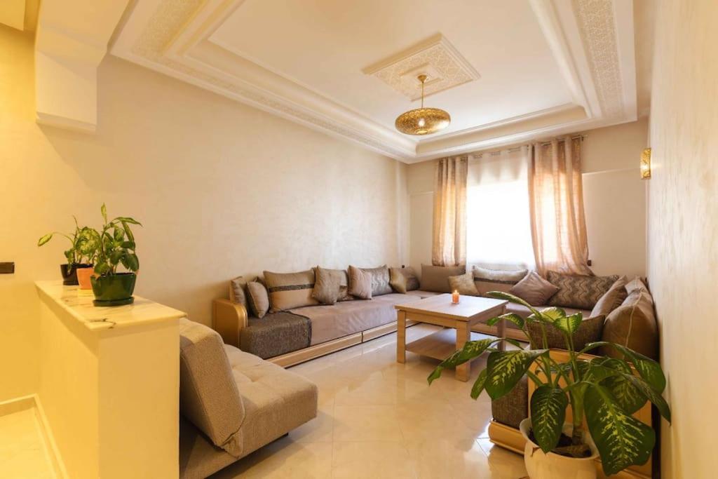 Serenity house, Tanger