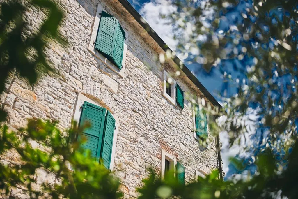 Casa Romantica La Parenzana, hotel in Buje
