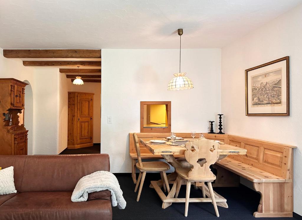 Schöne Ferienwohnung im Zentrum von St. Moritz - 2