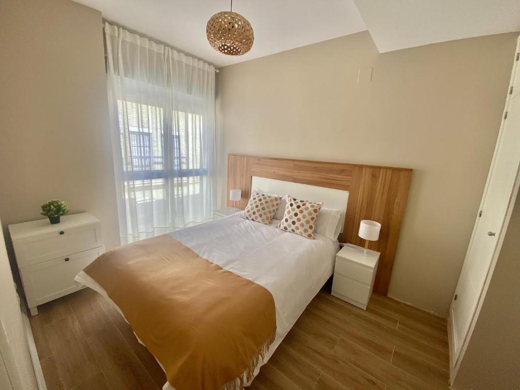 Attractive Apartment in Malaga City Center, Малага