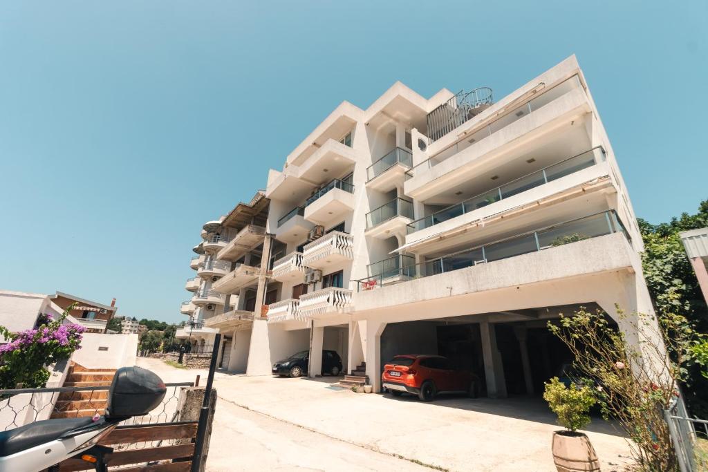 Apartments FourRoses - 1