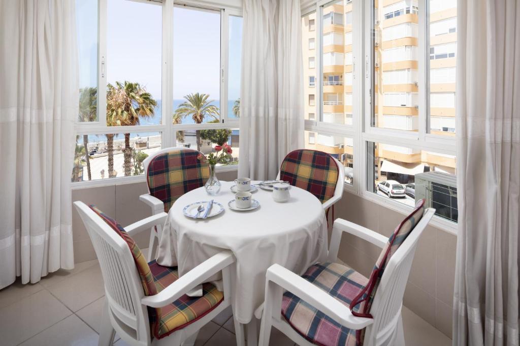 Bloque 85, Torrox Costa