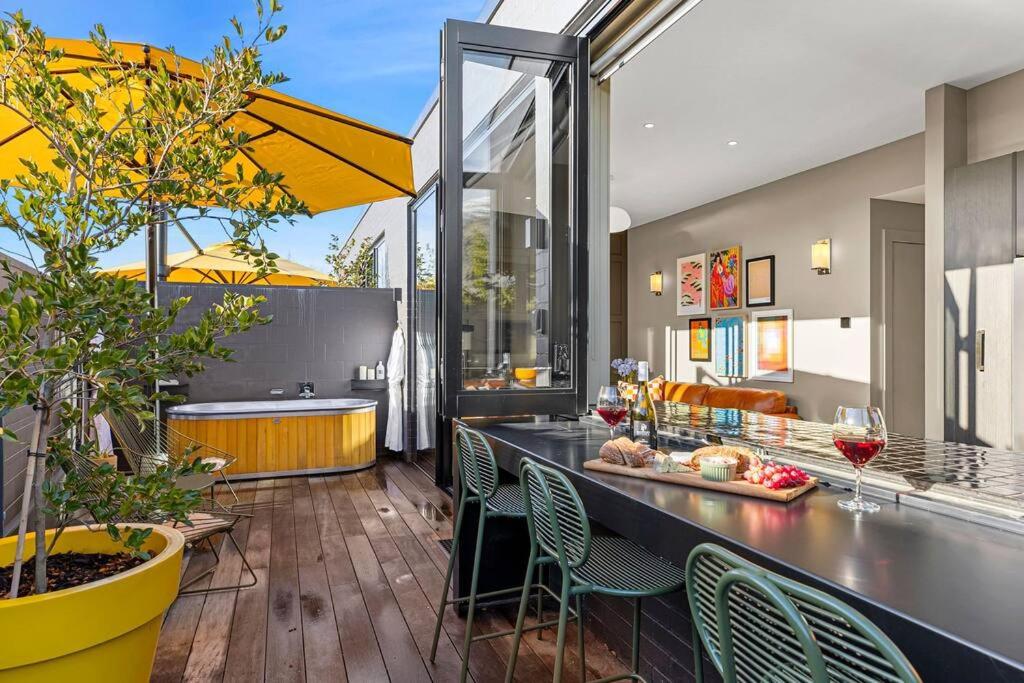 Yellow Pots Apartment C, Luxurious Outdoor Bath, Wanaka