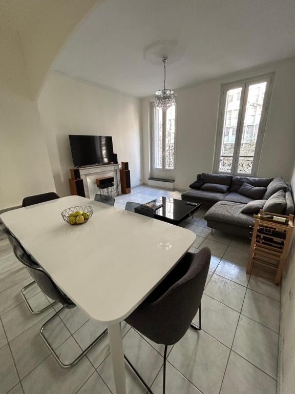 150 m de la plage des catalans, Marseille