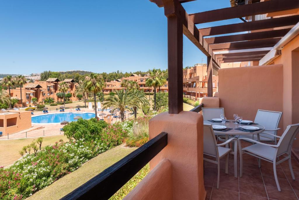 Casares del Sol 2100 - 3