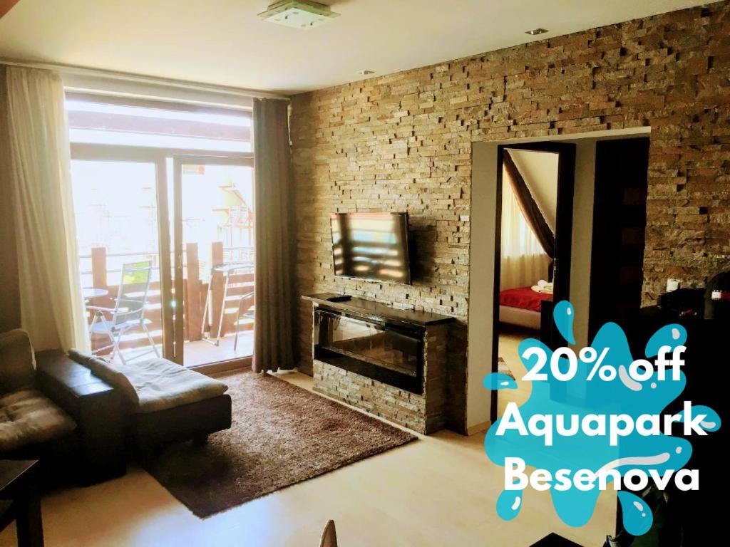 Apartament 325, Bešeňová