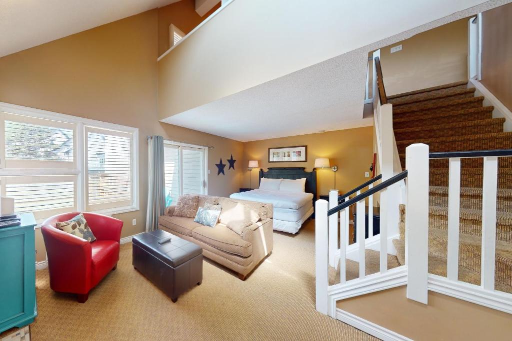 Condo 116 at North Creek Resort, Blue Mountains