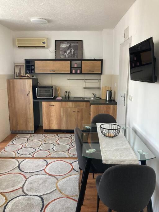 City Vibe Apartment - 1