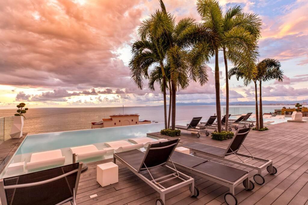 DTerrace Luxe 2bd 2ba Romantic Zone Los Muertos Beach and Pier - 4