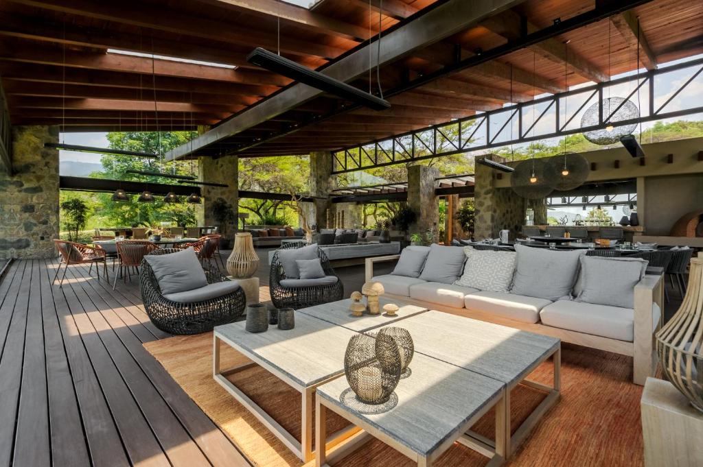 El Salto, Luxury Ranch with Lake View - 3