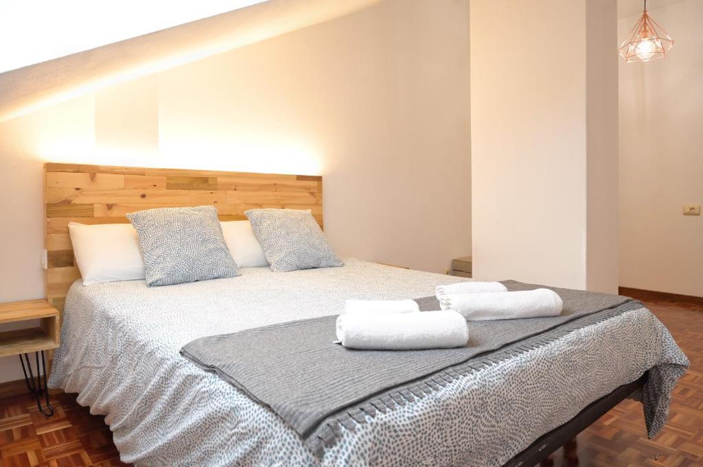 Flat overlooking the park 1km to Plaza Pontevedra - 1