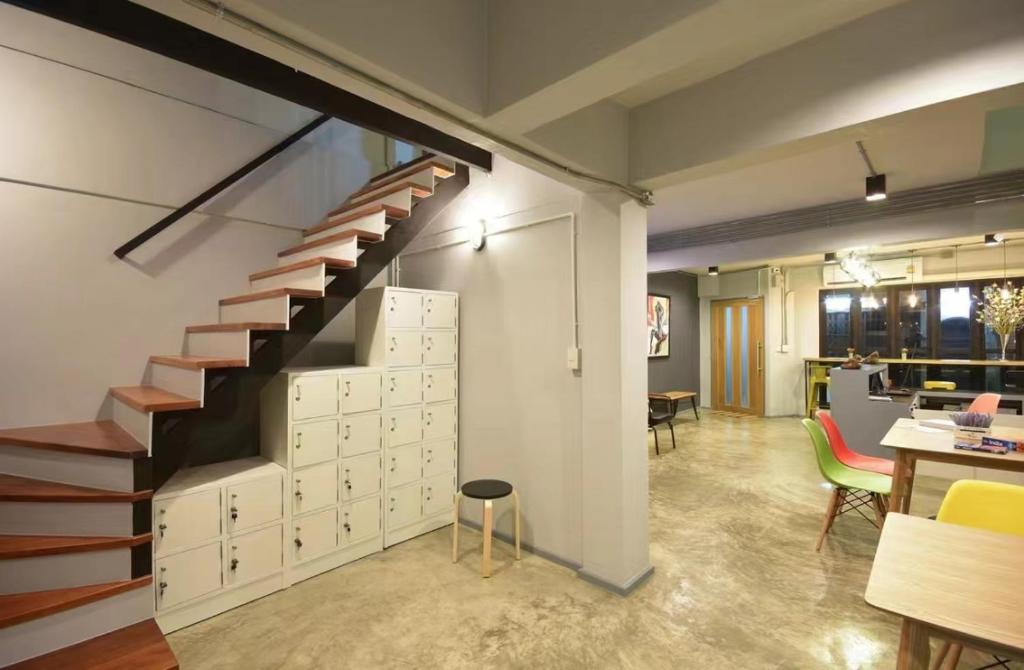 Bangkok Chat box Hostel