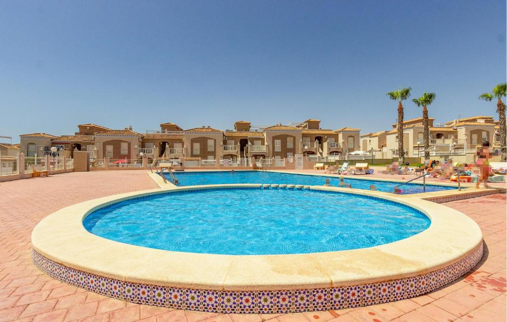 4 Bedroom Beautiful Home In Torrevieja - 2