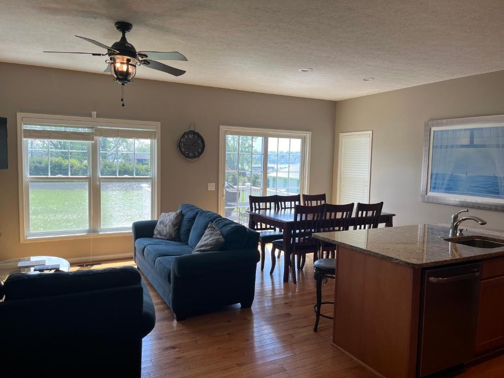 Bay View Condo 3, Sodus Point