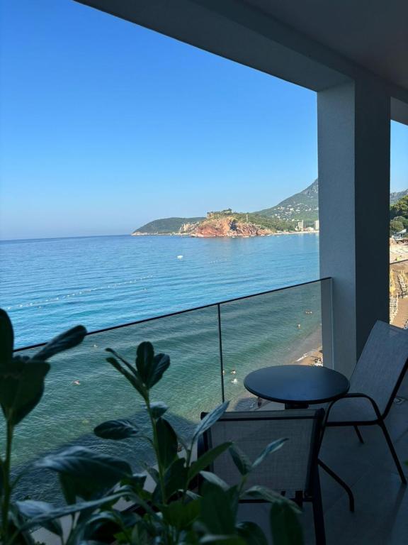 Hotel Sutomore - 1