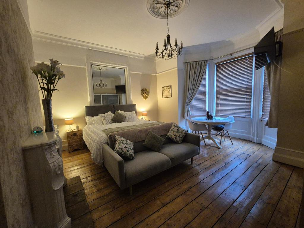 The Residence, Norwich