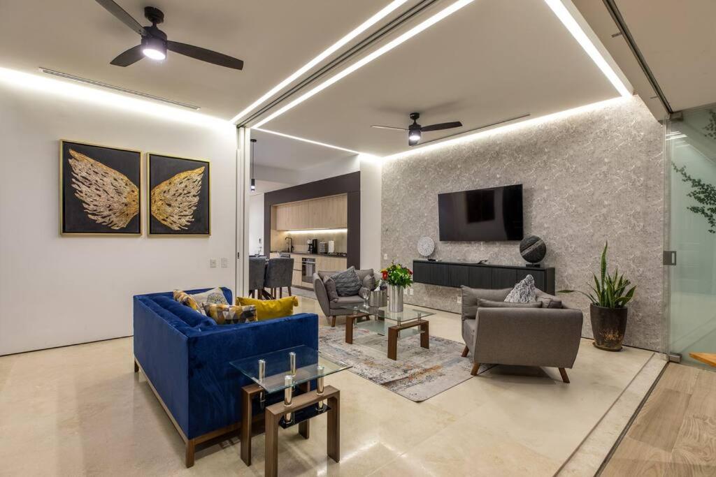New! Luxury 2bd 2ba Romantic Zone Largest Pool in PV Sea View Balcony - 4