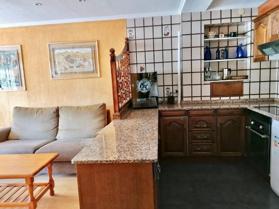 Apto al lado de la playa, 1 dormitorio, parking - 2