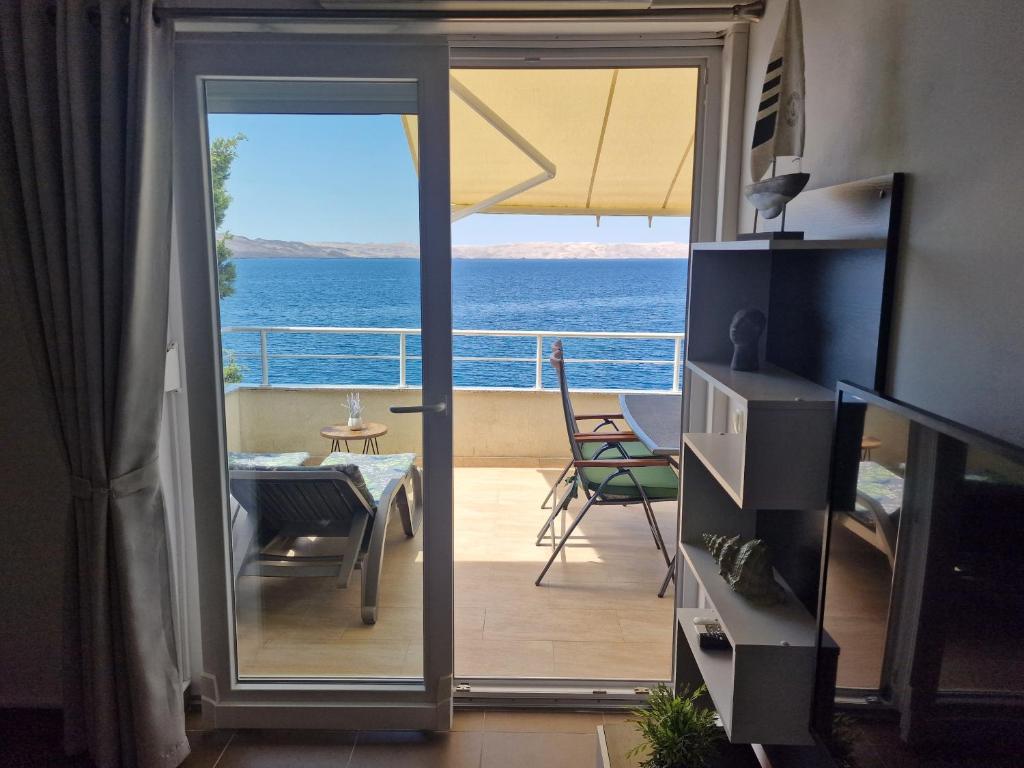 Adria apartmani 전경