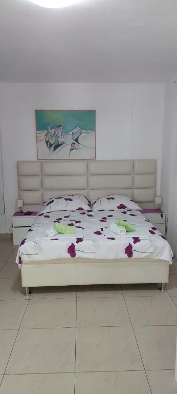 Helen's apartments - 4