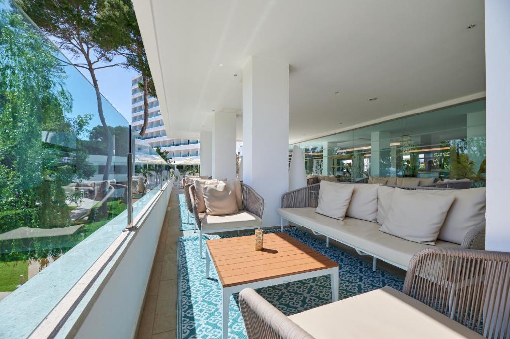 AluaSoul Carolina - Adults Only — Restaurant & bars in Capdepera, Balearic Islands