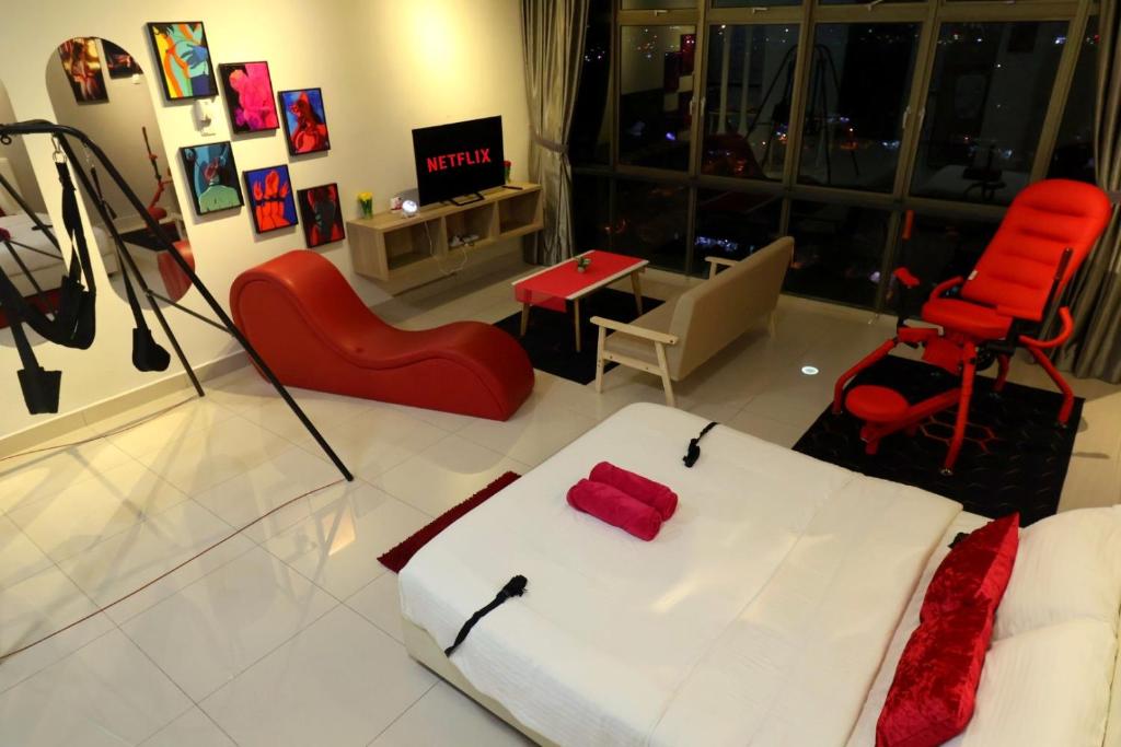 Palazio 情趣民宿 Mount Austin, Johor Bahru