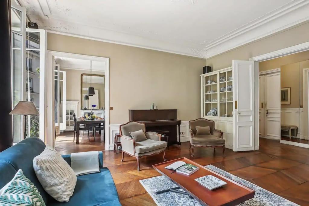 Elégant appartement parisien - 2