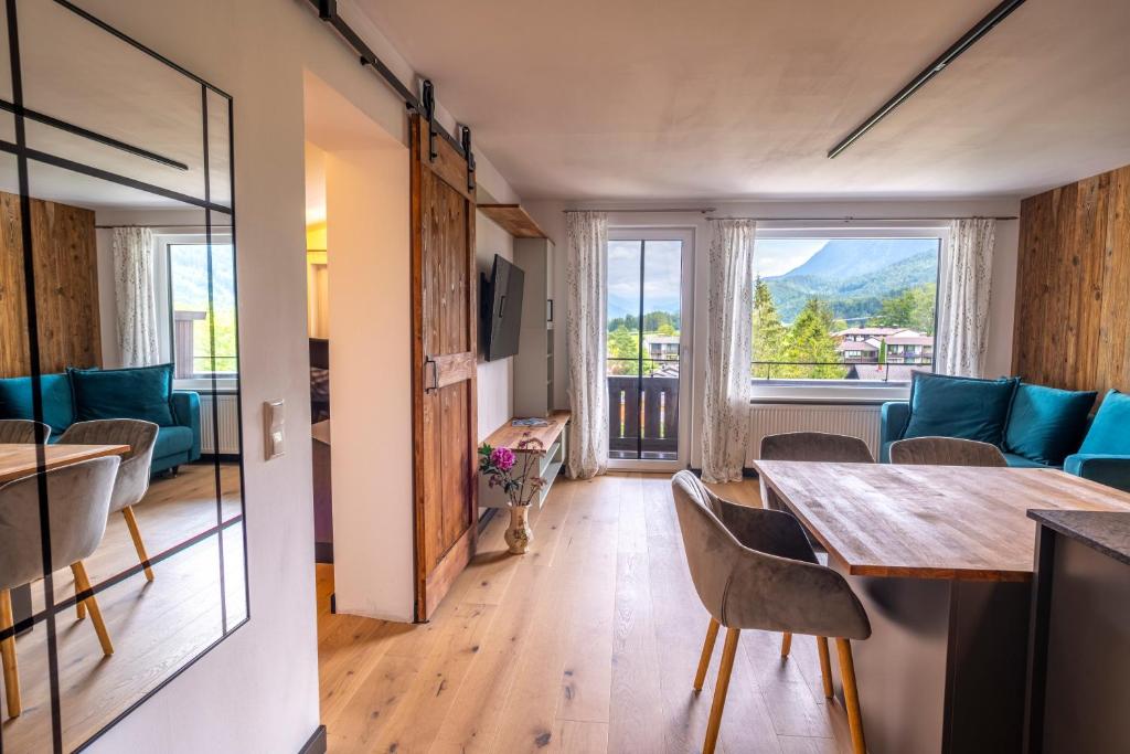 Wolfgangsee Appartements - Panorama Blick, Parkplatz, Balkon - 3