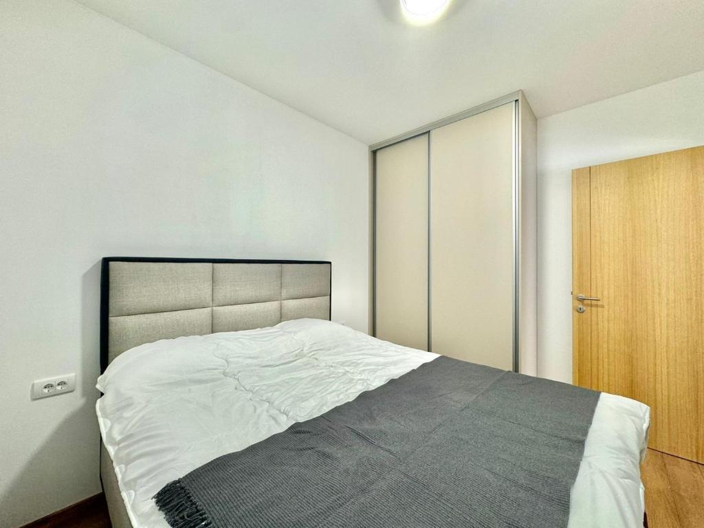 One bedroom Apartment 777 - 5