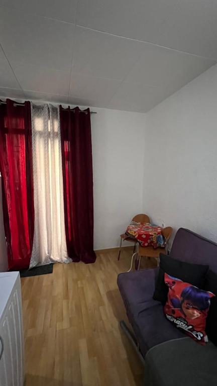 Aparta estudio, Barcelona