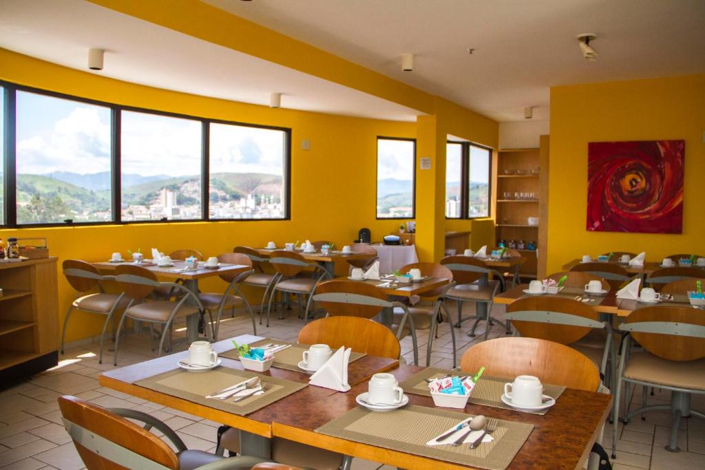 Guara Inn 수영장 전경