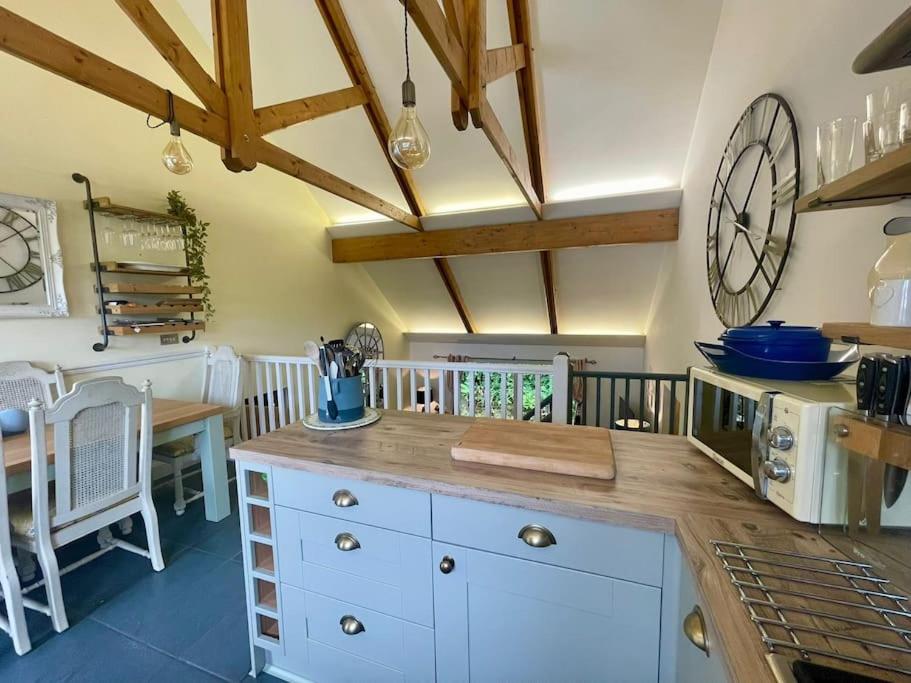 Holiday Cottage near Truro, Cornwall photo 8