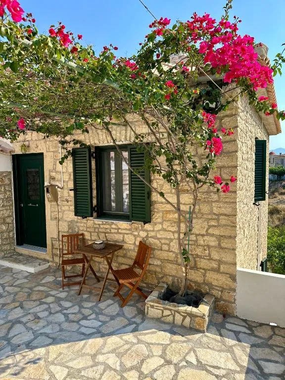 Chrysavgi Stone House, hotel in Meganisi