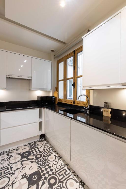 Sublime Apt - 3BD-6P - Arc De Triomphe - 2