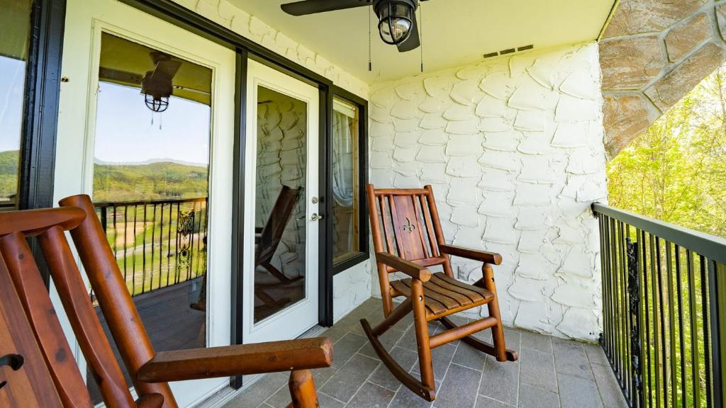 Mountain Views at Dolly's Castle Unit 5, Sevierville