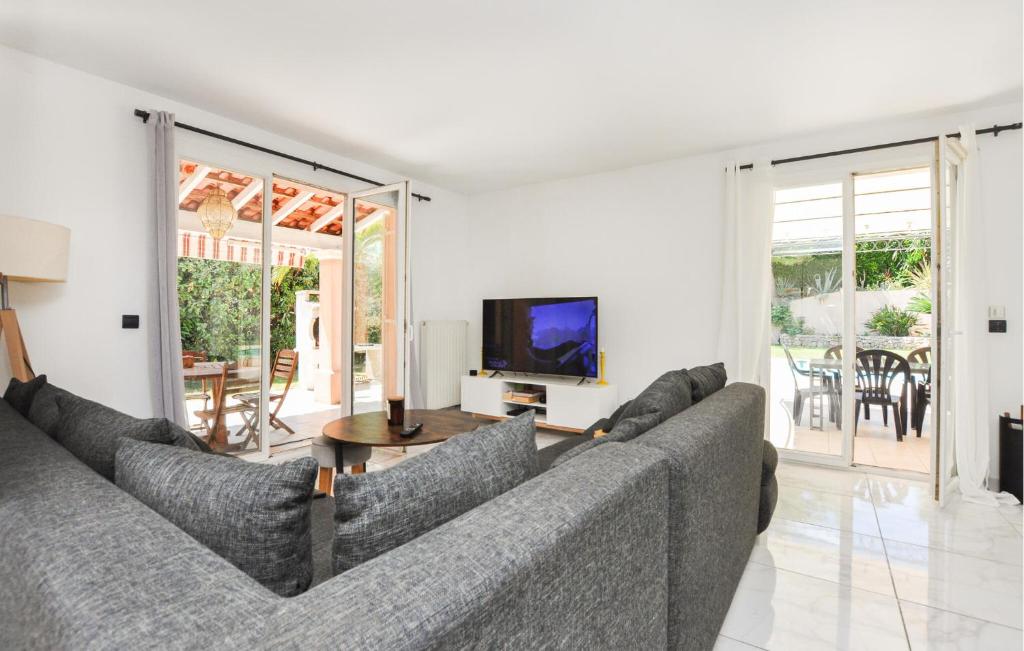 Awesome Home In La Roquette-Sur-Siagne - 4