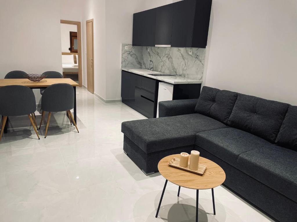 Magda Apartment, Metamorfosi