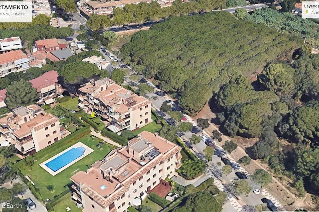 Apartamento 6 personas con piscina y parquing - 1