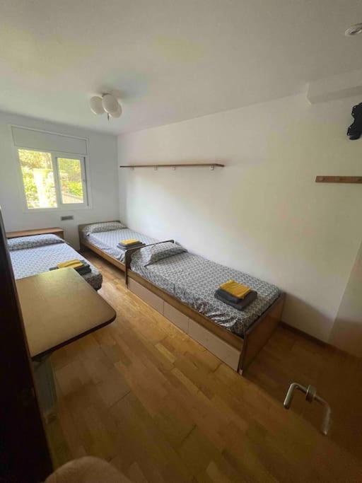 Apartamento 6 personas con piscina y parquing - 4