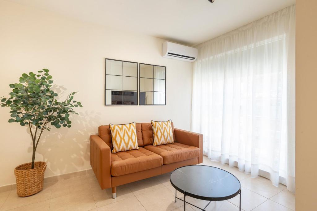Claret I by ELE Apartments - 5