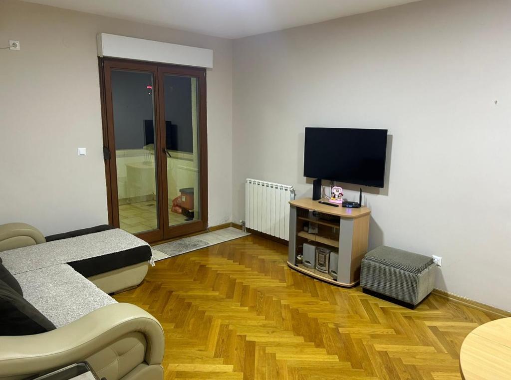 Petrovic, Petrovac na Moru