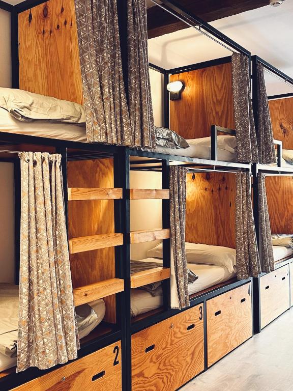 Surfing Etxea - Surf Hostel, San Sebastián