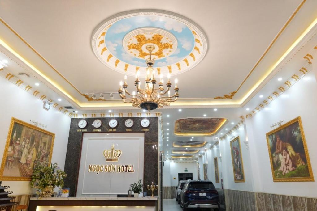 Ngoc Son Hotel
