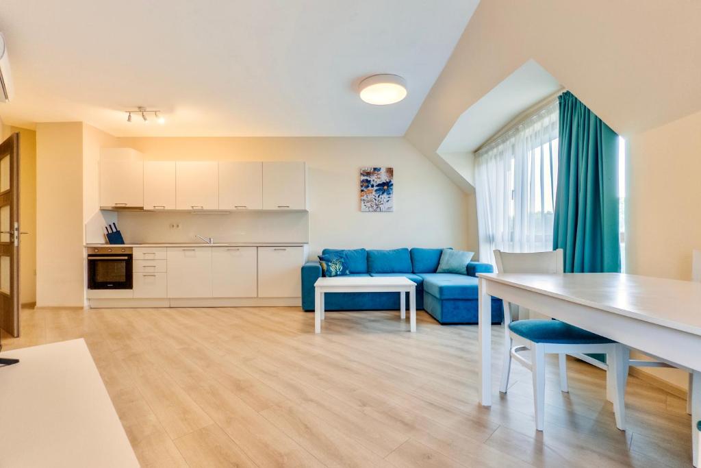 AT apartment - Sea View, Varna