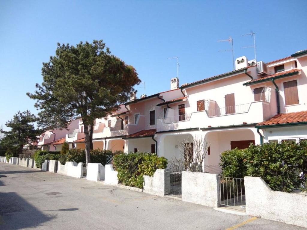 Beachside Holiday Home in Porto Santa - 1