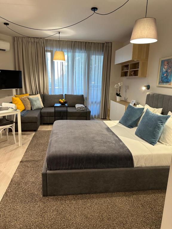 Serenity studio, Burgas