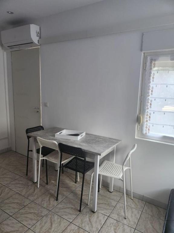 LE PECHE MIGNON - Appart 3 - locationlatamarissiere - 4