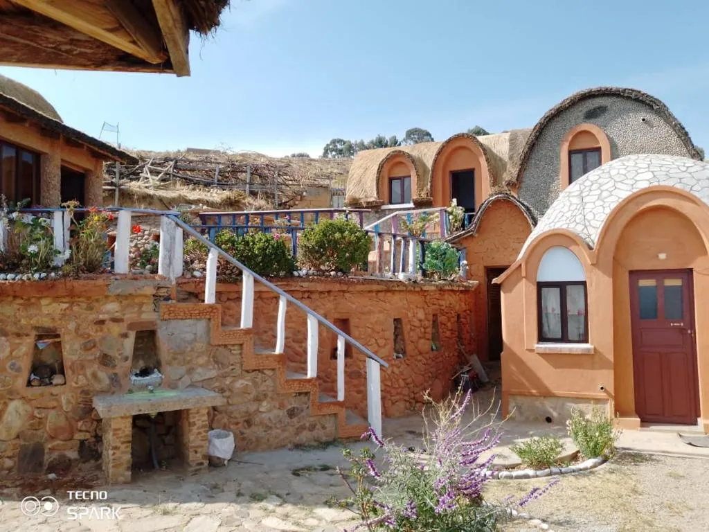 Hostal Qhana Pacha, Hotel in Isla de la Luna